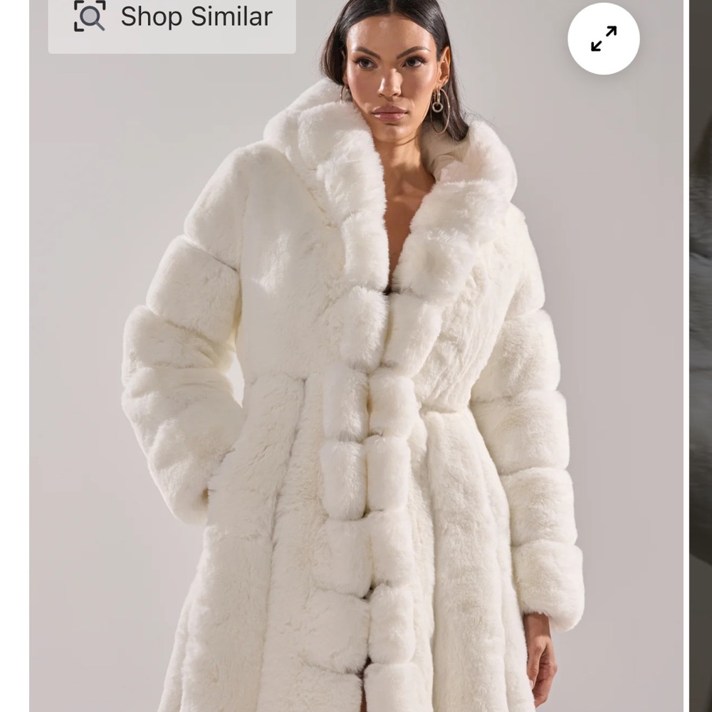 AKIRA Plush White Faux Fur Coat